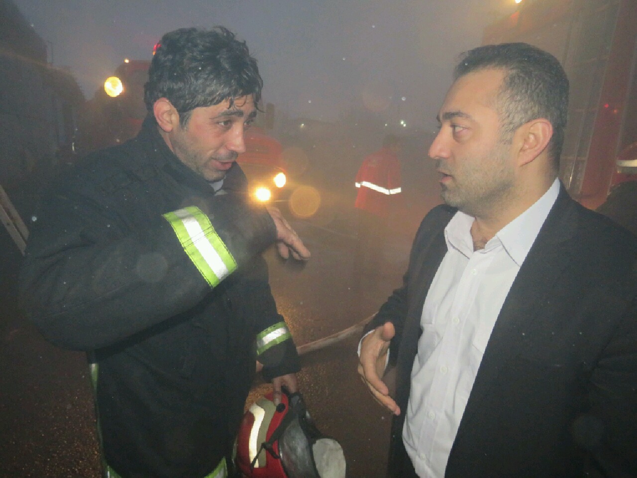 &zwj; آتش&zwnj;سوزی مهیب سحرگاهی در بابل ، انبار بزرگ ام دی اف و نئوپان در آتش سوخت. آتش با تلاش ۱۲ ساعته آتش نشانان به طور کامل مهار و اطفا شد.